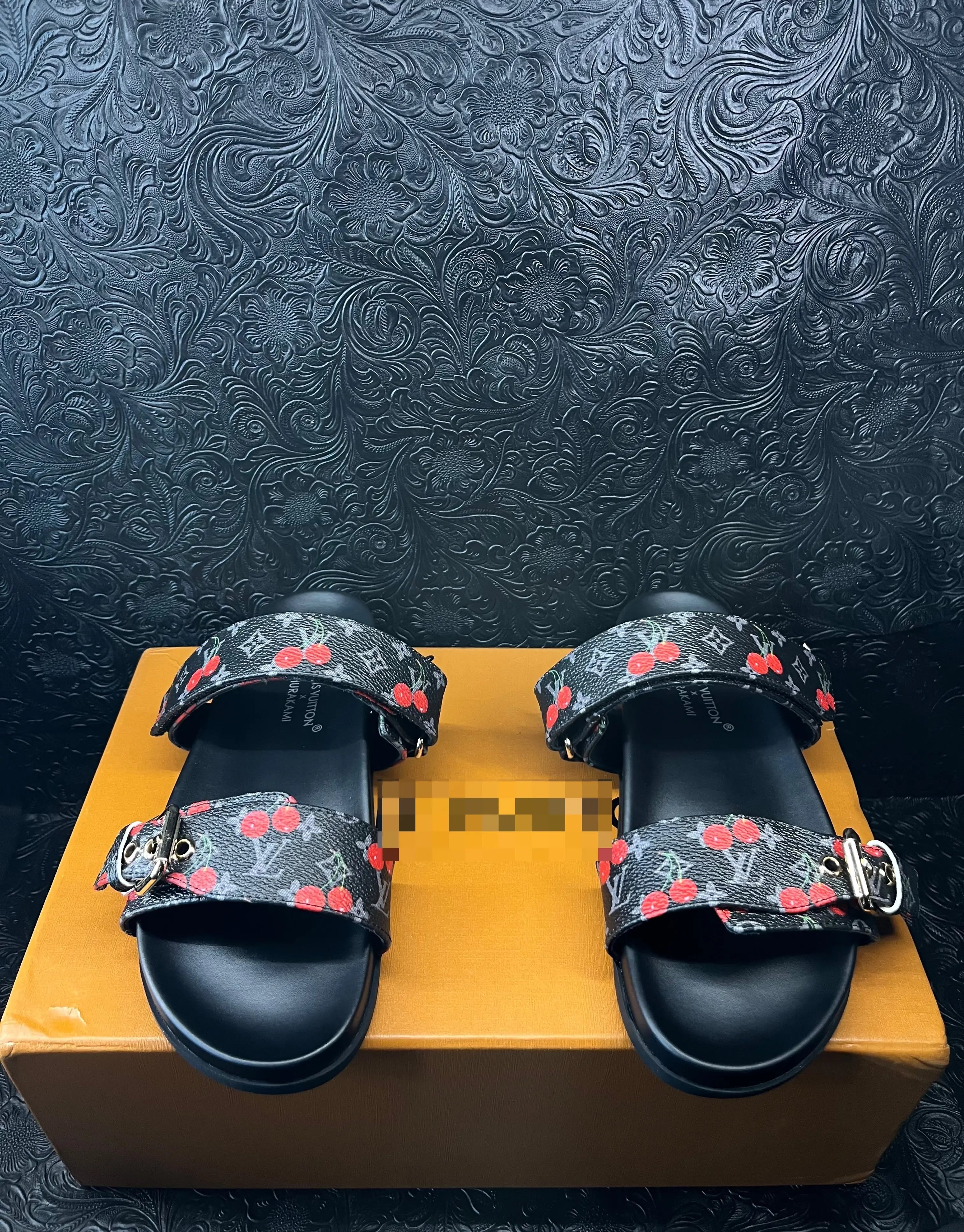 LV Cherry Sandals Foreign Gallery