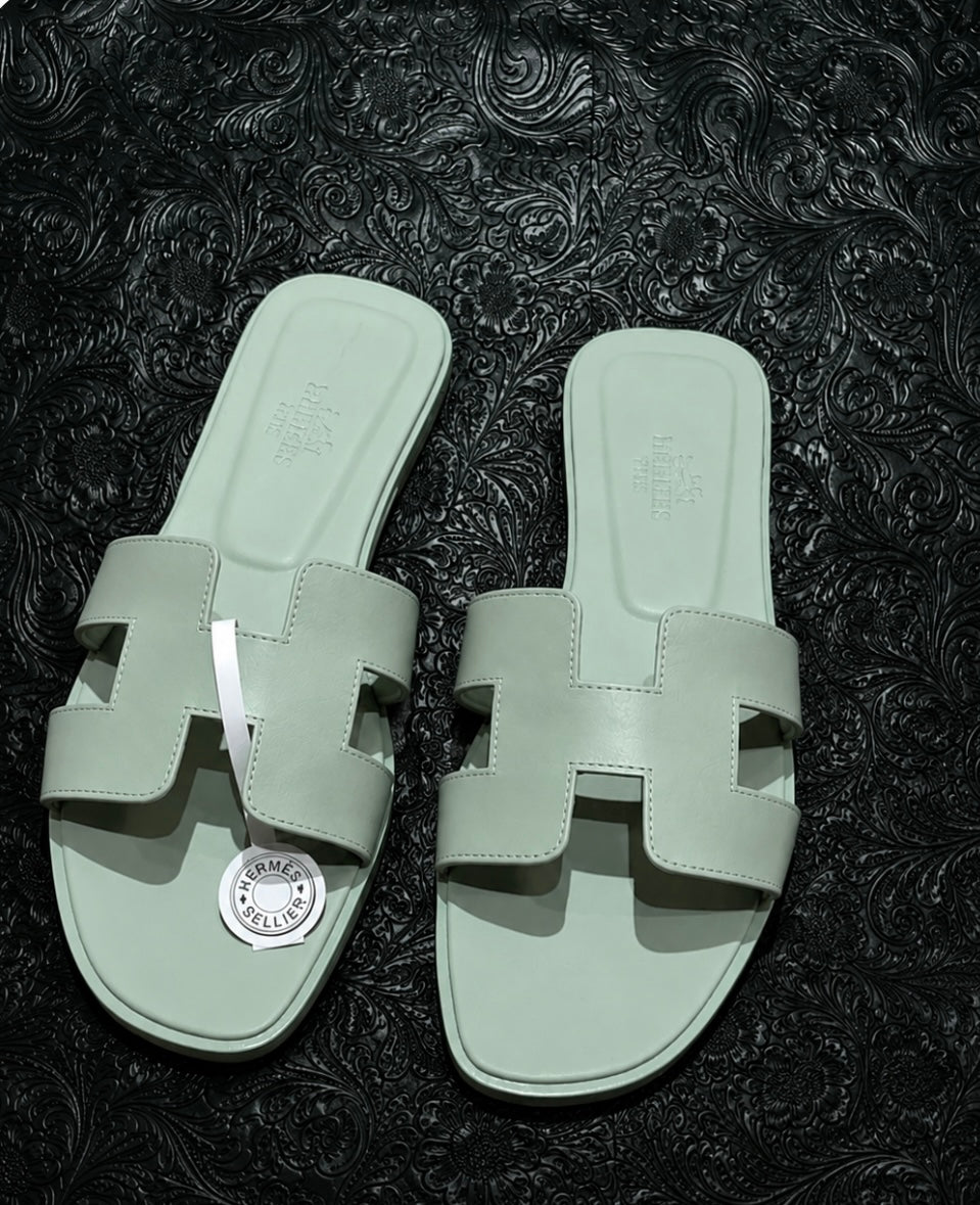 Hermes sandals