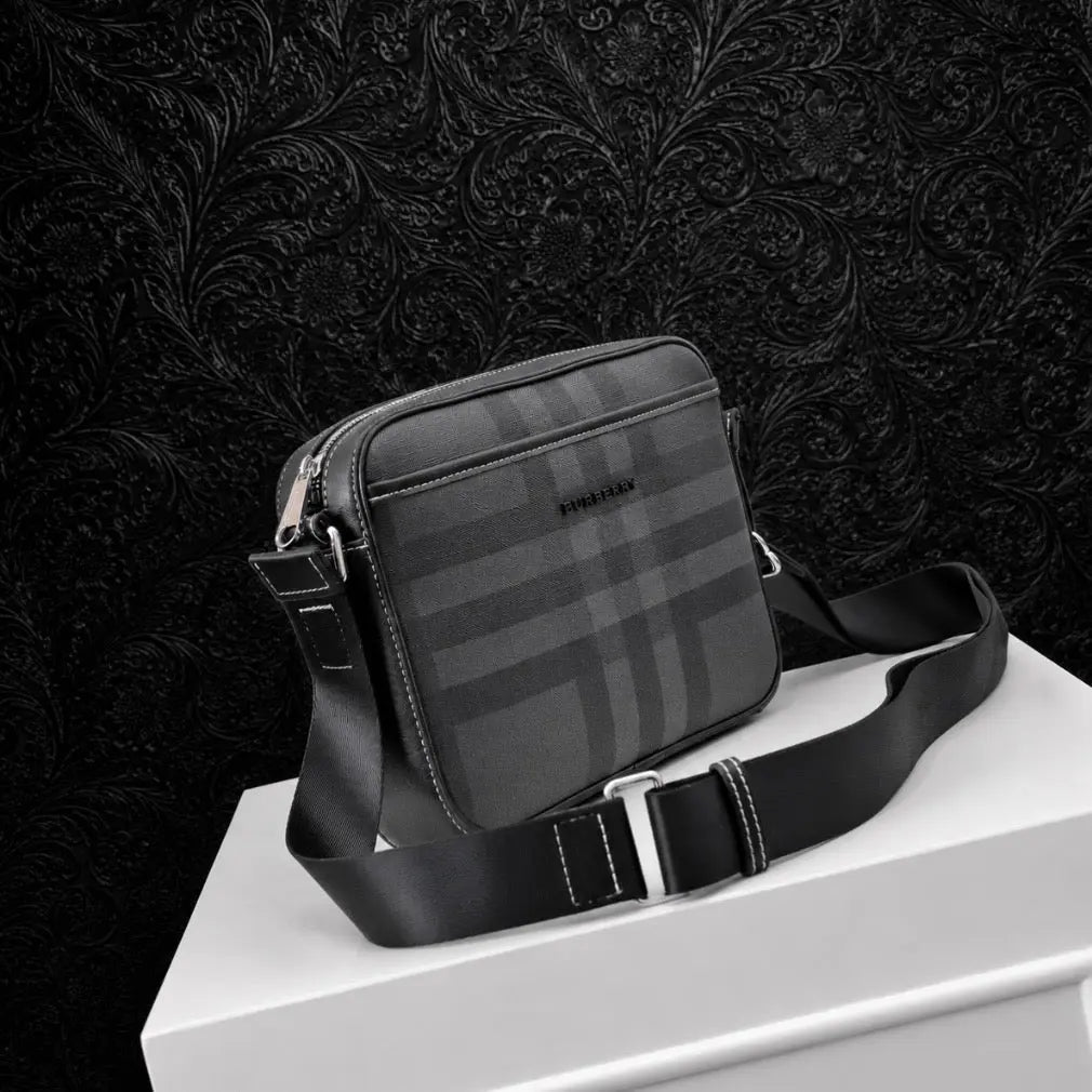 Burbry bag Foreign Gallery Foreign Gallery