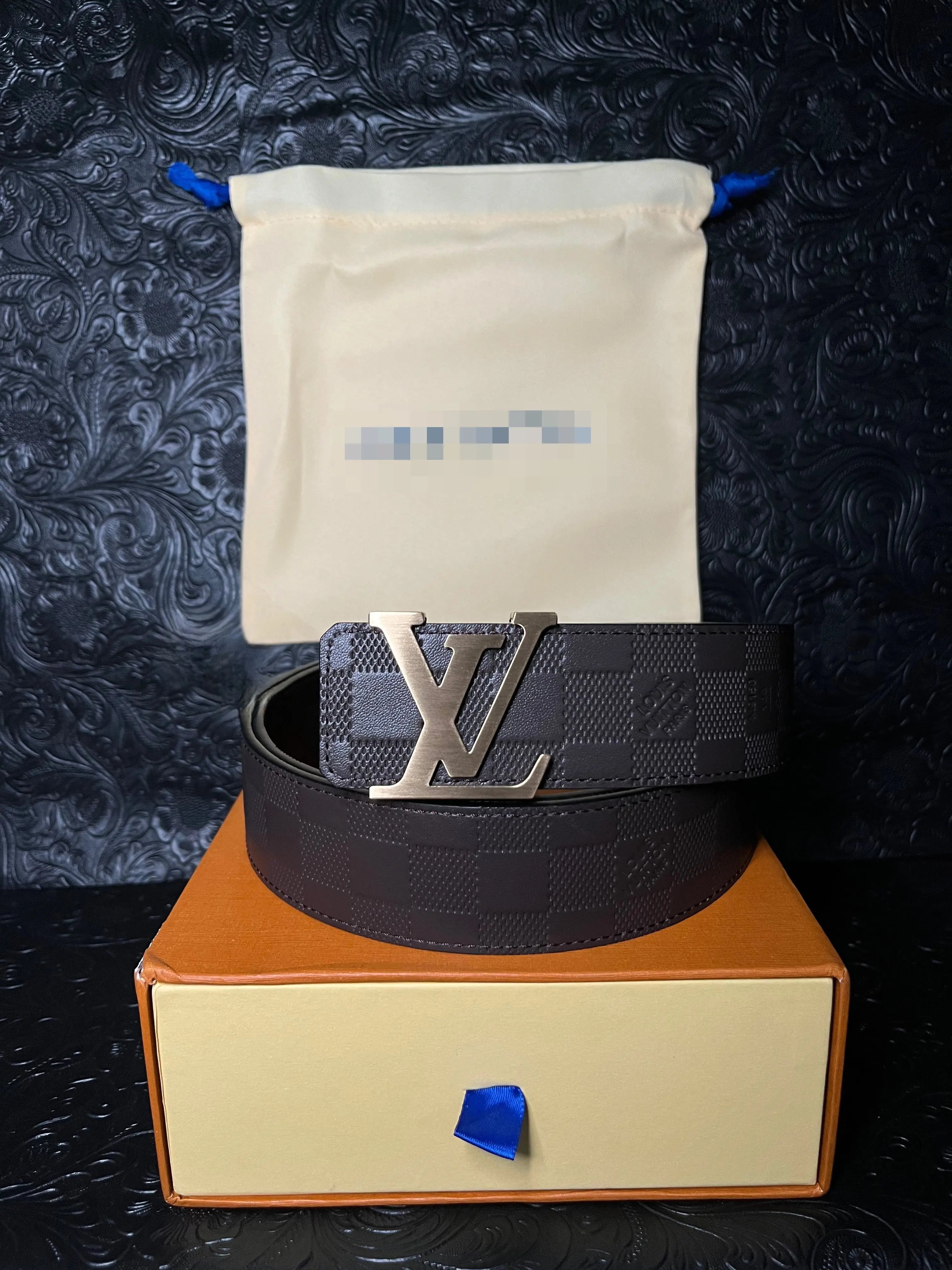 LV belt Foreign Gallery Foreign Gallery